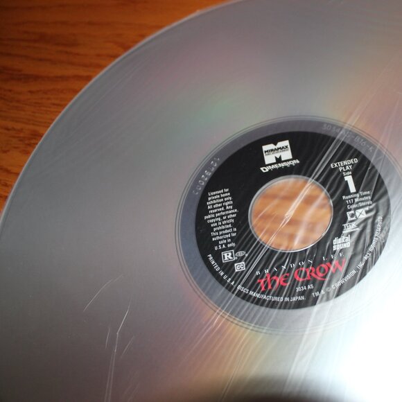 3/$88❤️flawless disc THE CROW Widescreen Laserdisc THX Miramax Brandon Lee - Picture 3 of 4